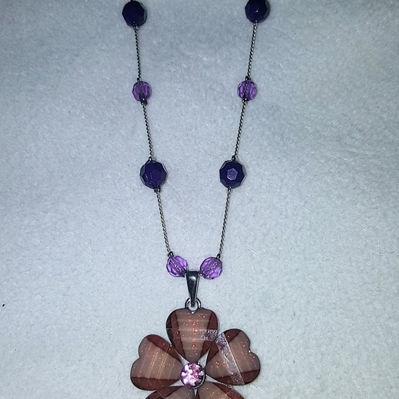 Brown velvet purse and set of cristal flower Neckless with earrings - Picture 5 of 9